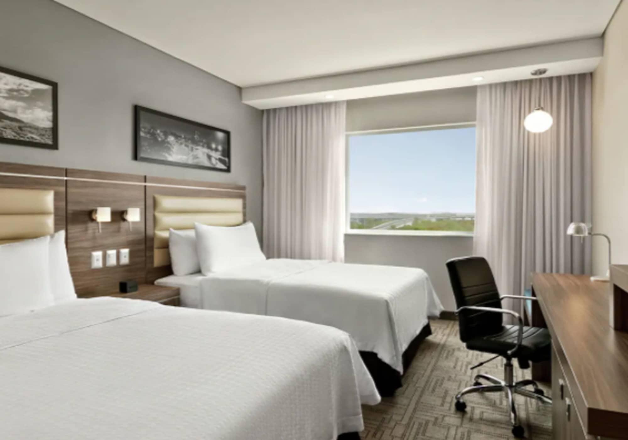 Hampton Inn By Hilton Monterrey Apodaca Extérieur photo