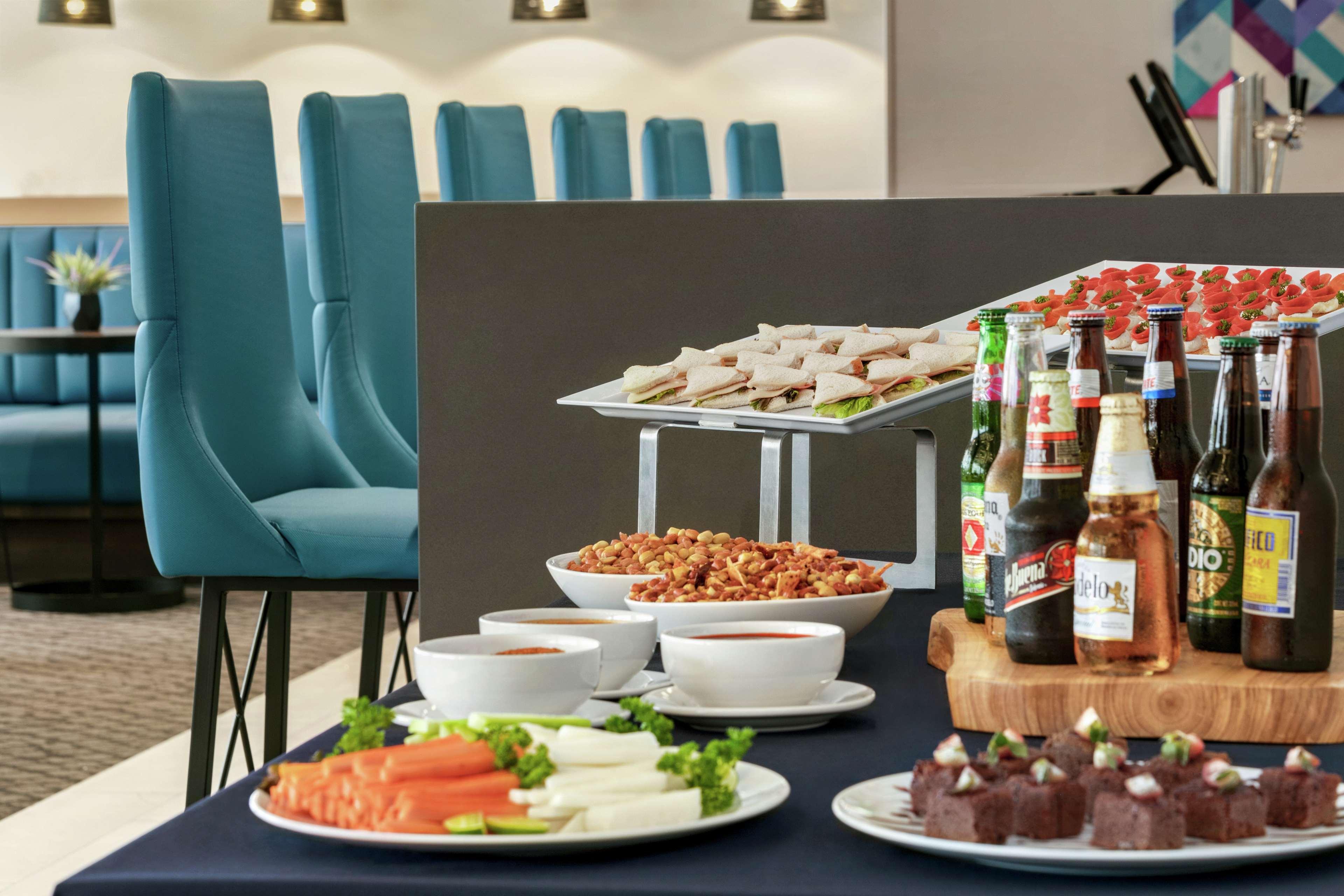 Hampton Inn By Hilton Monterrey Apodaca Extérieur photo