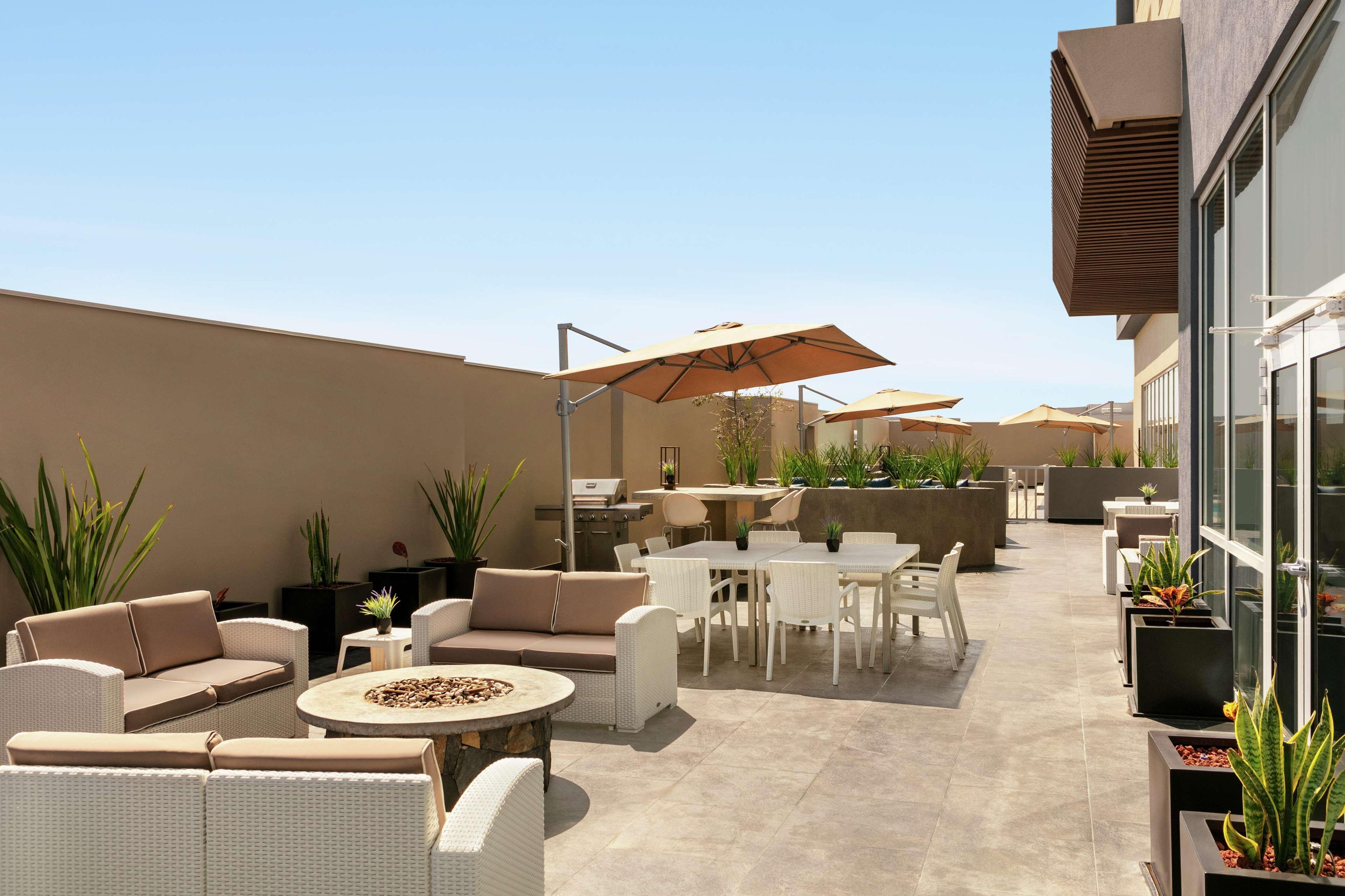 Hampton Inn By Hilton Monterrey Apodaca Extérieur photo