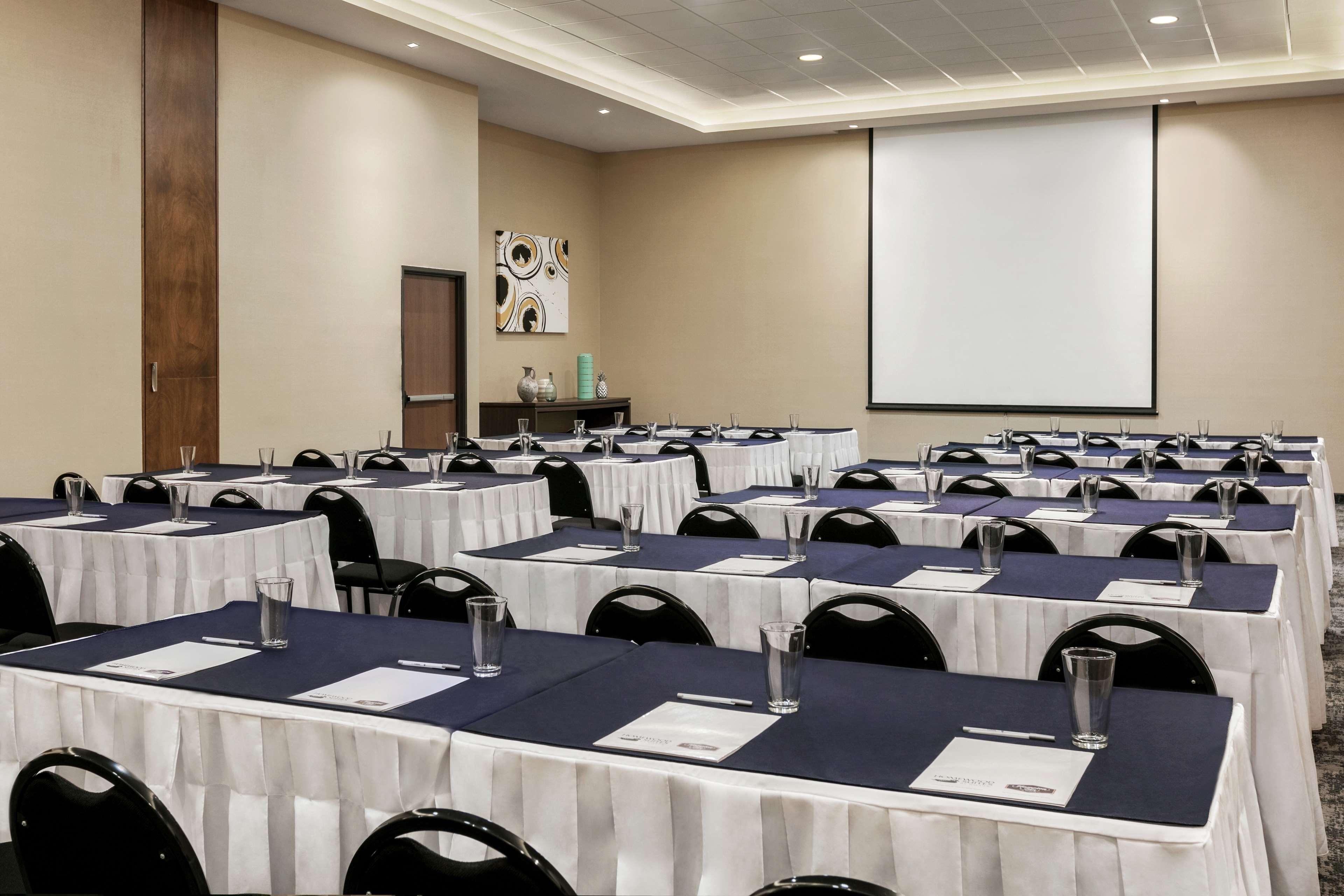 Hampton Inn By Hilton Monterrey Apodaca Extérieur photo
