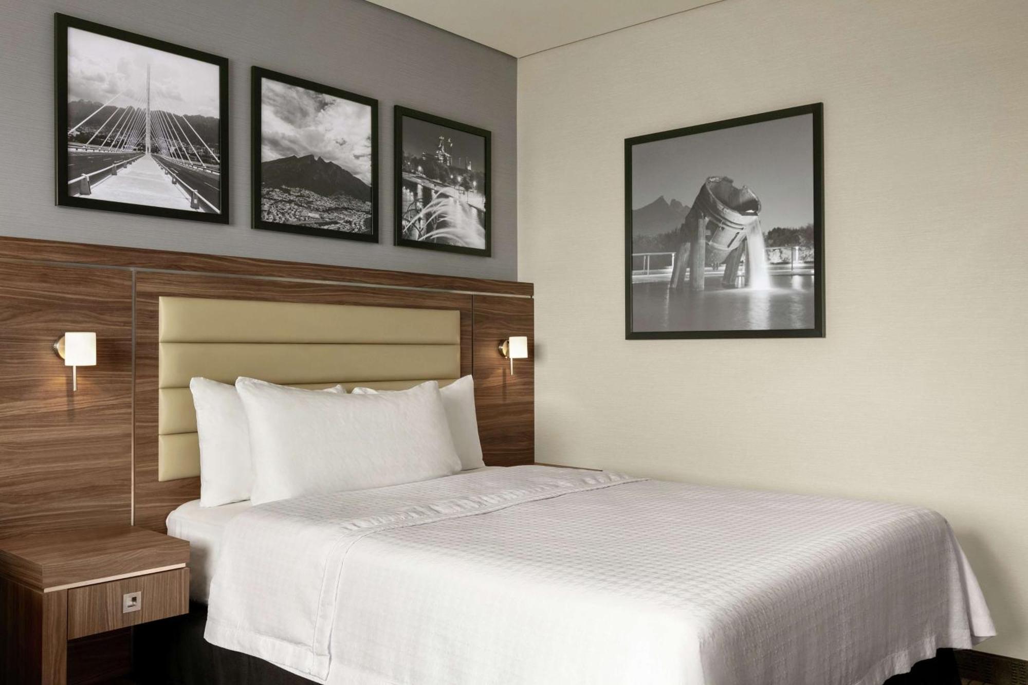 Hampton Inn By Hilton Monterrey Apodaca Extérieur photo